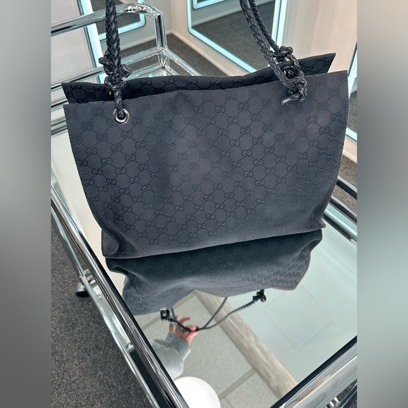 Gucci Tote - Picture 3 of 13